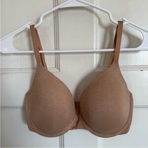 Victoria’s Secret‎ uplift demi bra size 32DD.